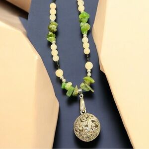 Handcrafted Jade & Quartz Elegant Green Beaded Necklace